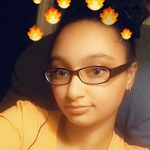 Meet your Posher, Rosalie